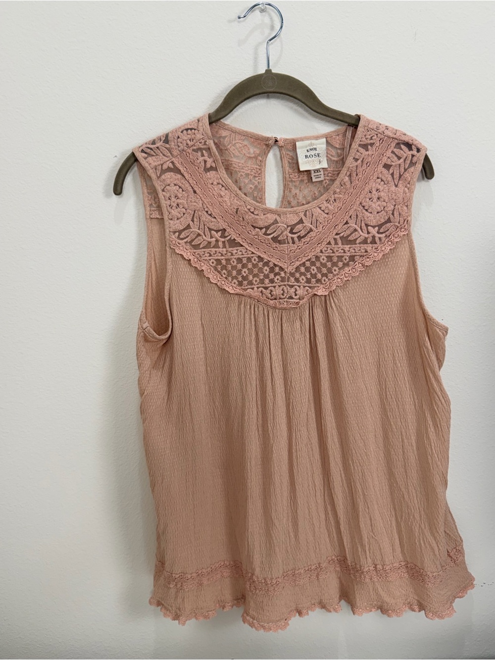 Knox Rose Lace Yoke Sleeveless Camisole — Blush